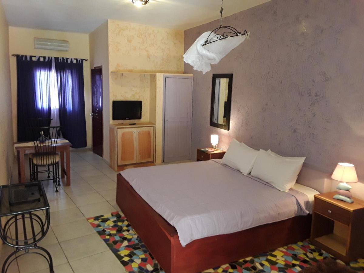 Hotel Grazia Maria M'Bour Ngoại thất bức ảnh