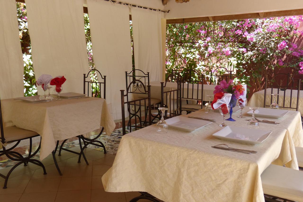 Hotel Grazia Maria M'Bour Ngoại thất bức ảnh